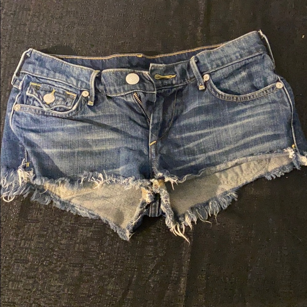 Short shorts